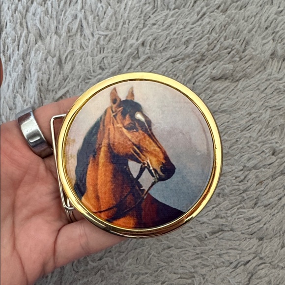 Lovell Designs Horse Belt Buckle - Picture 5 of 5